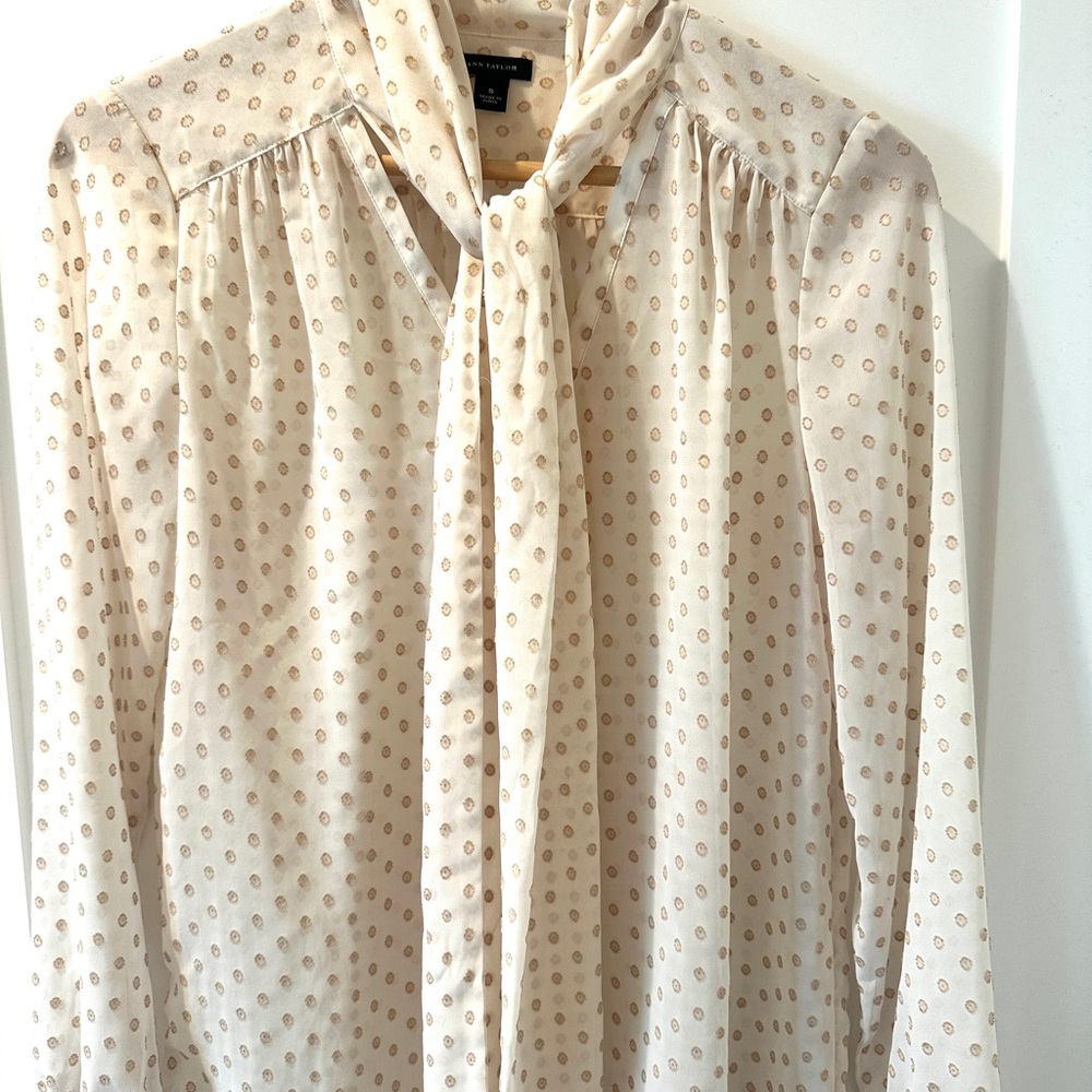 Ann Taylor Cream Polka Dot Women's Top